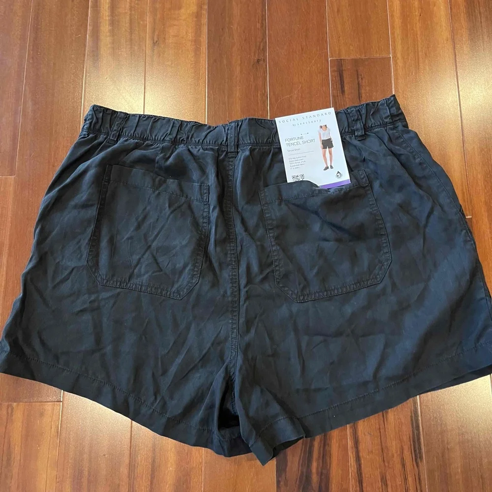 New NWT Sanctuary Social Standard Fortune Tencel Shorts Washed Black Plus Sz XXL